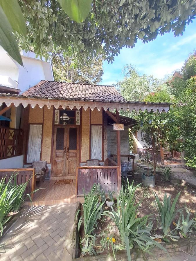 Diana'S Homestay Banyuwangi  Exterior foto